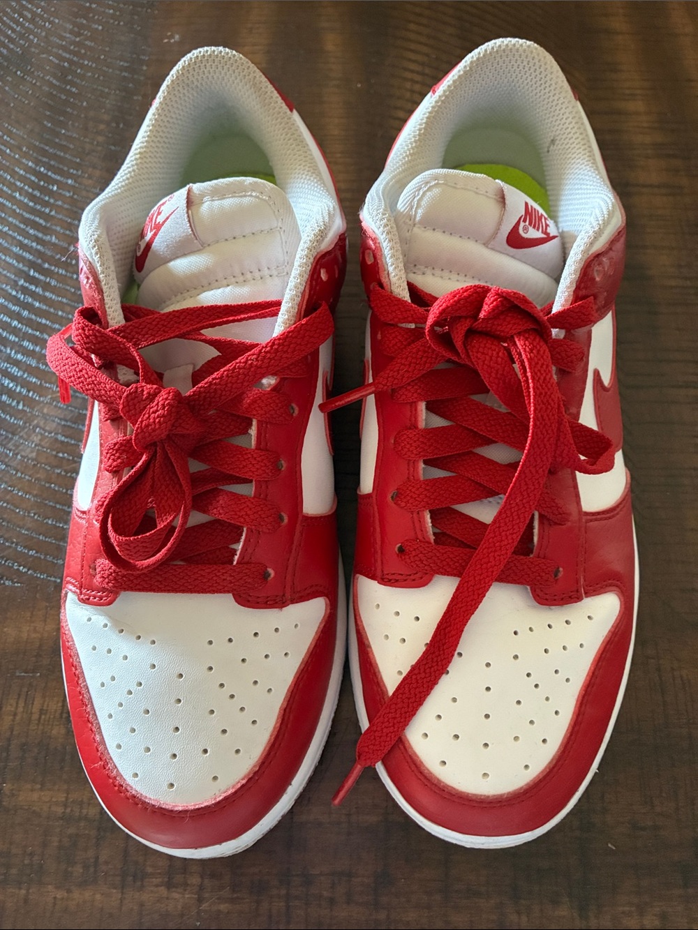 🔥 Nike Dunk Low Red/White Sneakers 🔥